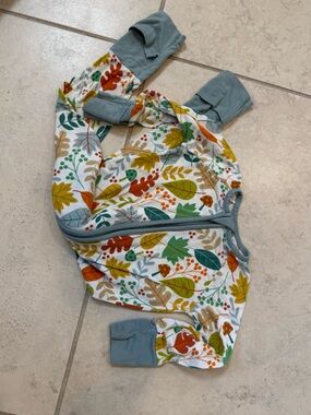 Little Sleepies Leaves 3-6 months